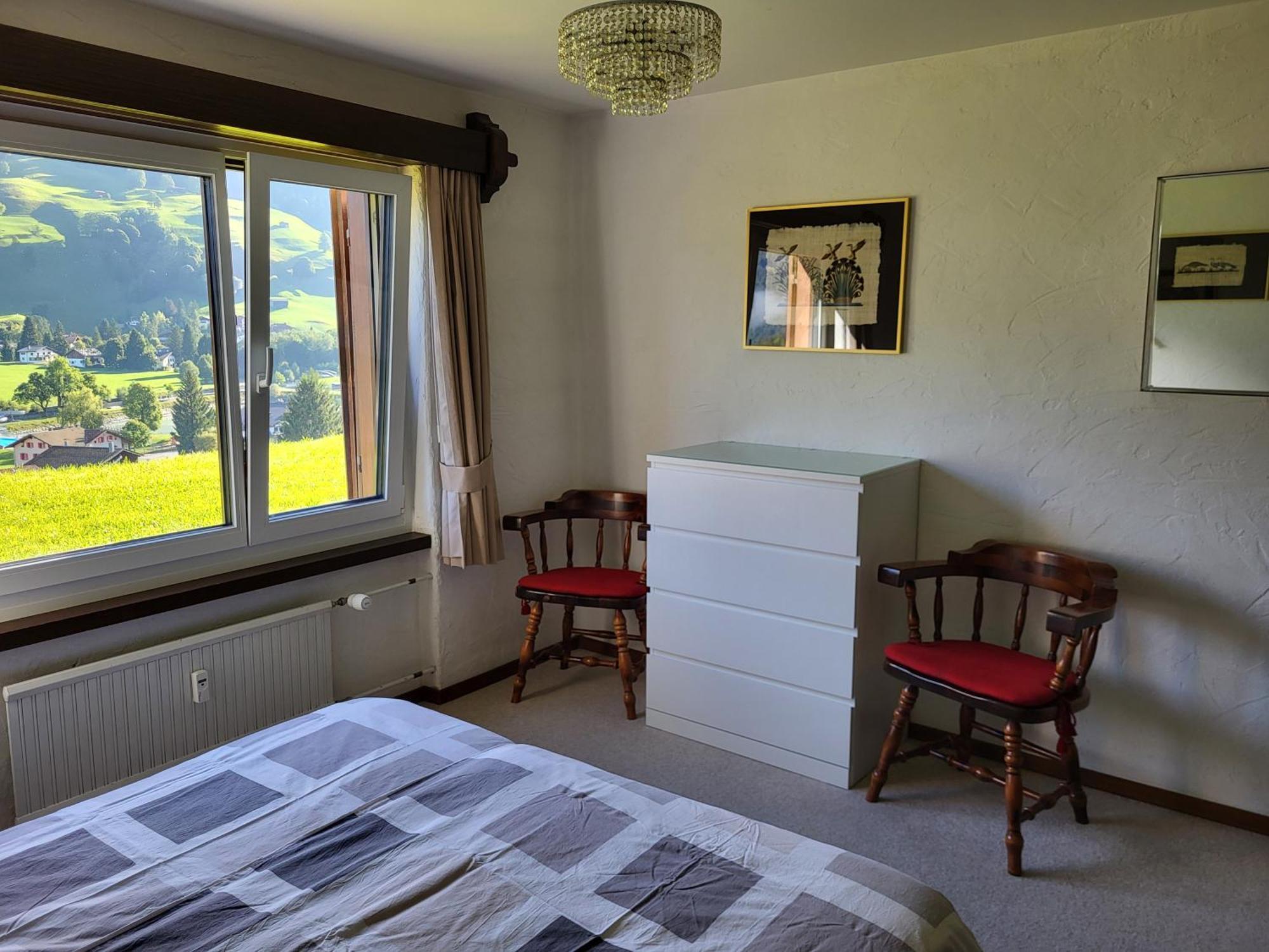Appartement In Hus Signal Met Prachtig Uitzicht Op De Bergen クロスタース エクステリア 写真